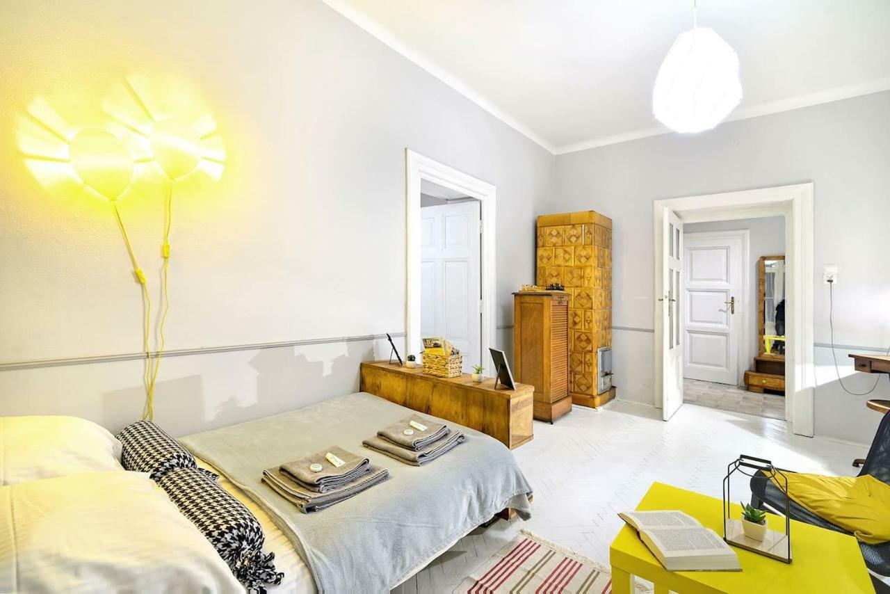 Luxury Retro Apartment, City Center, Wifi Kraków Zewnętrze zdjęcie