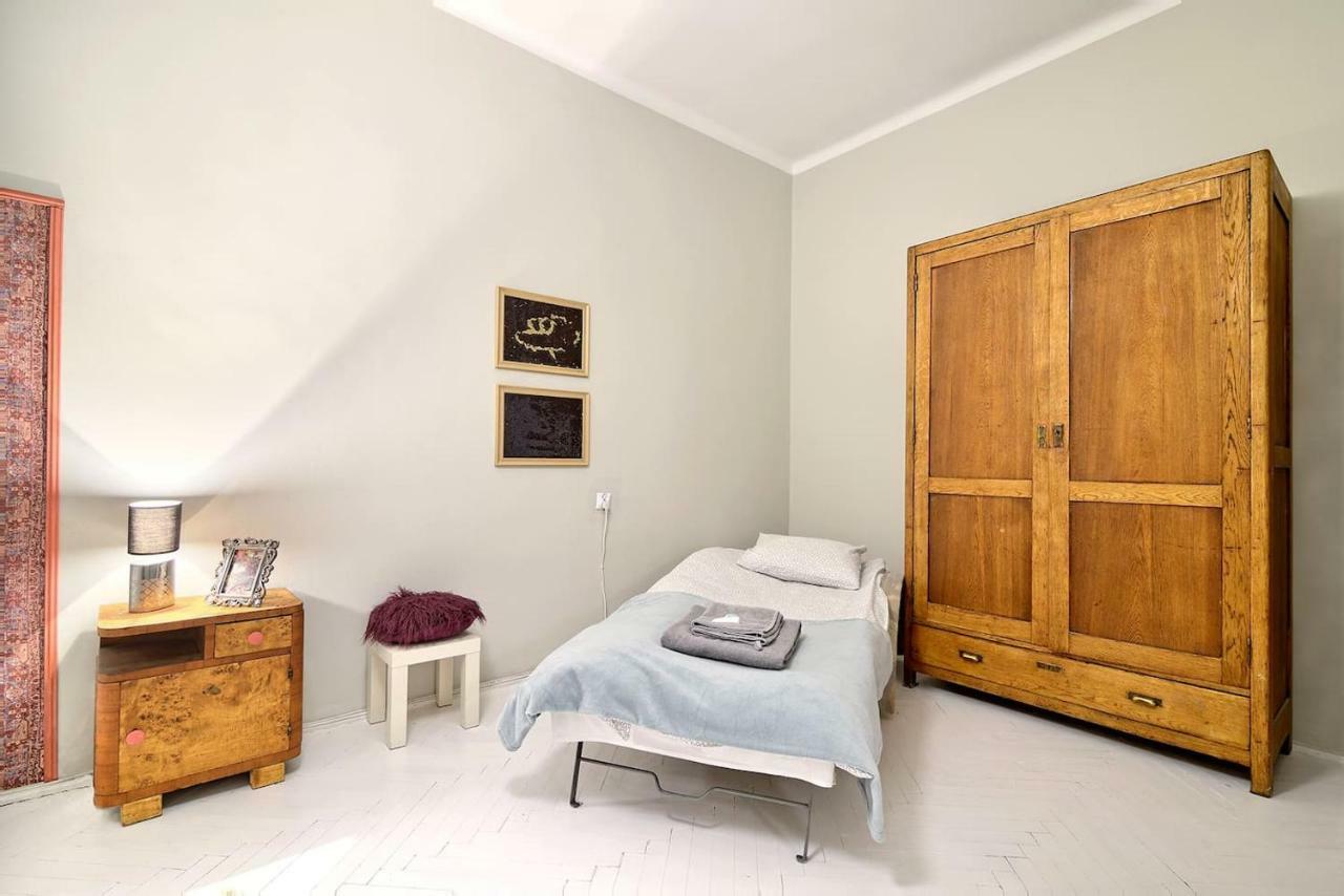 Luxury Retro Apartment, City Center, Wifi Kraków Zewnętrze zdjęcie